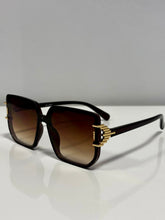 CHIC 6870B